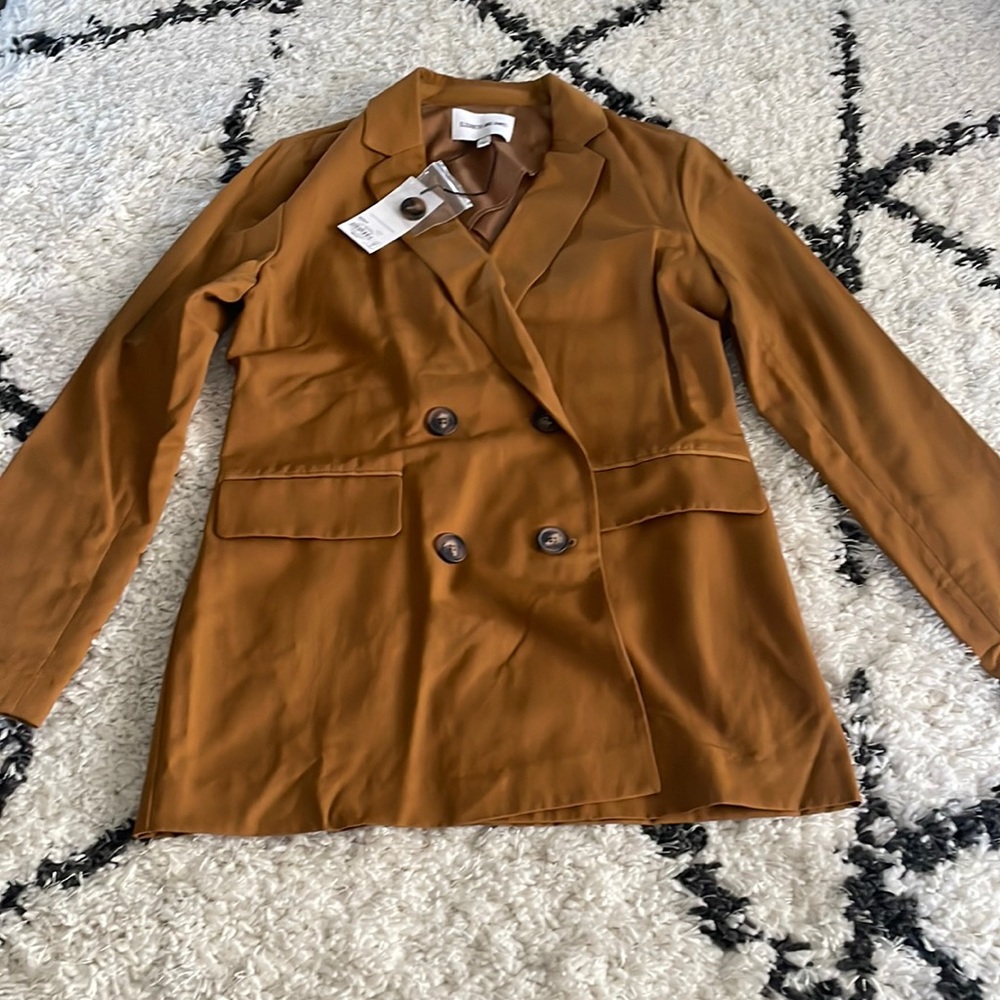 NWT Elizabeth and James blazer